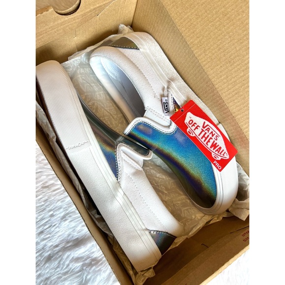 NWT Vans Slip-On Pro Rainbow Iridescent Silver Skate Shoes - Picture 4 of 6